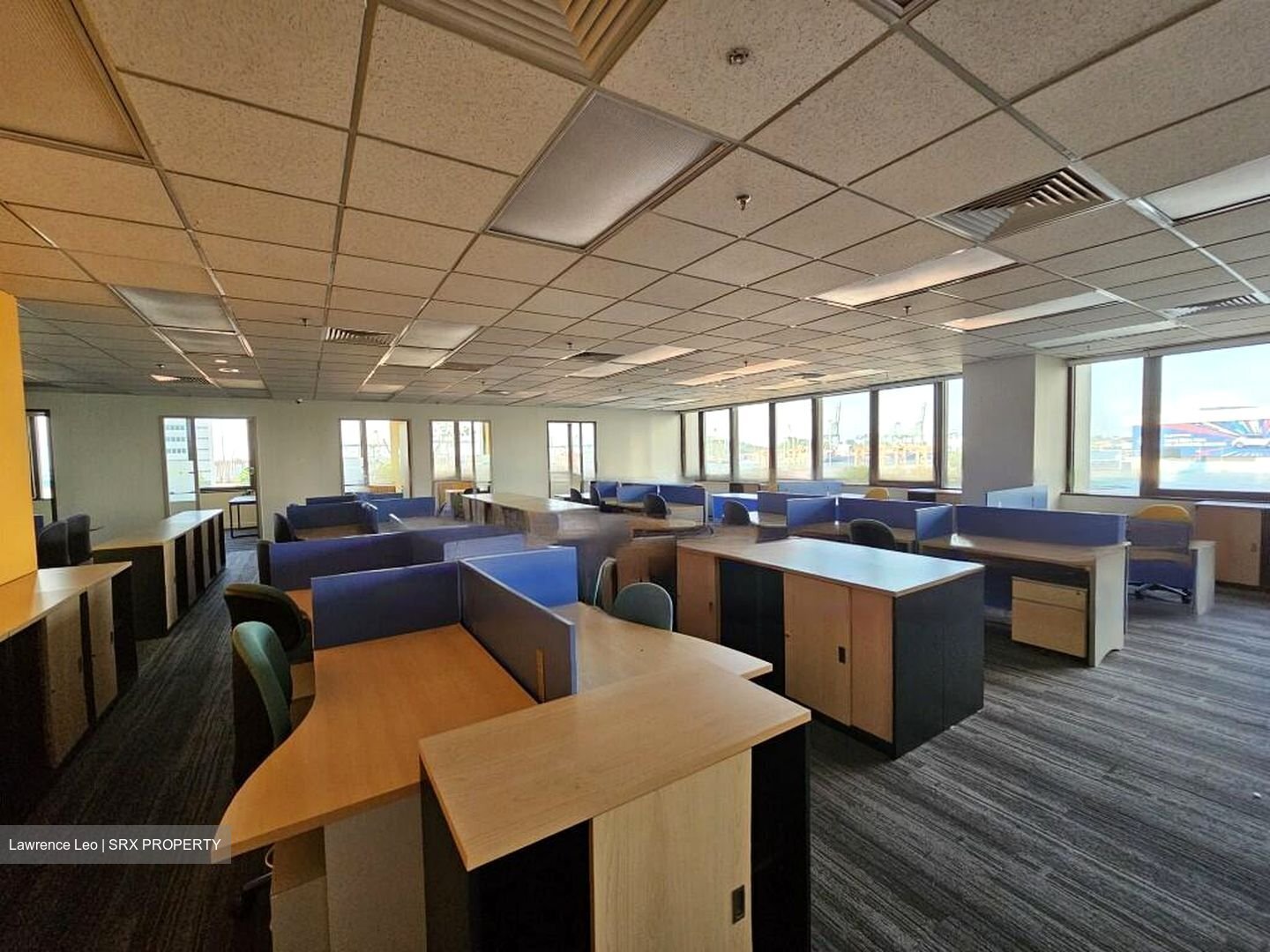Southpoint (D2), Office #457558081